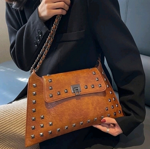 Shouder Bag - Picture 5 of 9